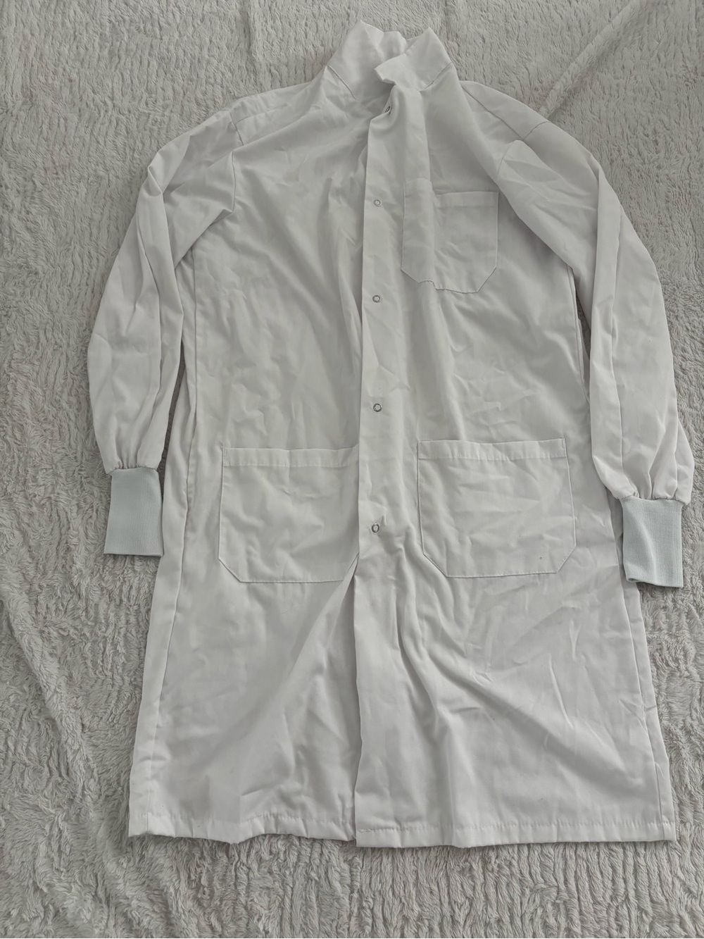 White Long Button-Up Lab Coat with Front Pockets